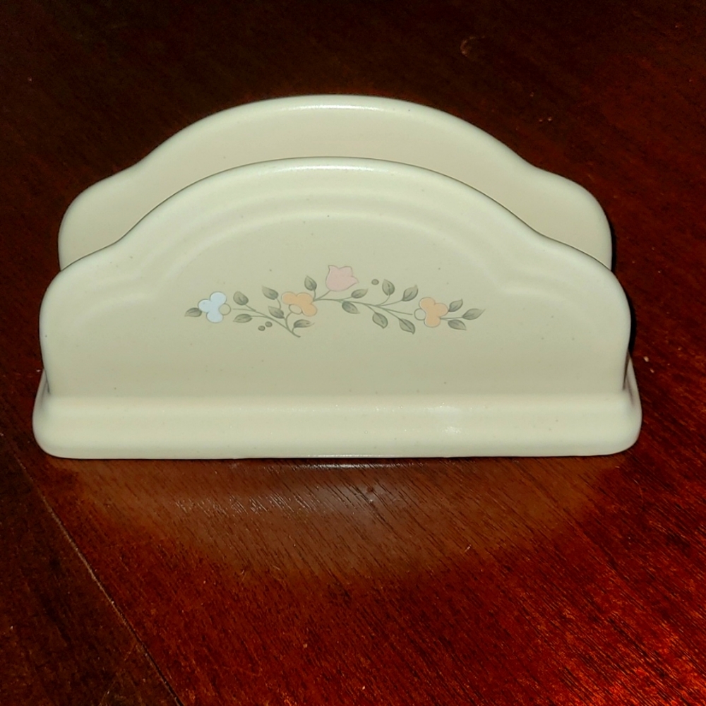 Pfaltzgraff Remembrance Napkin Holder